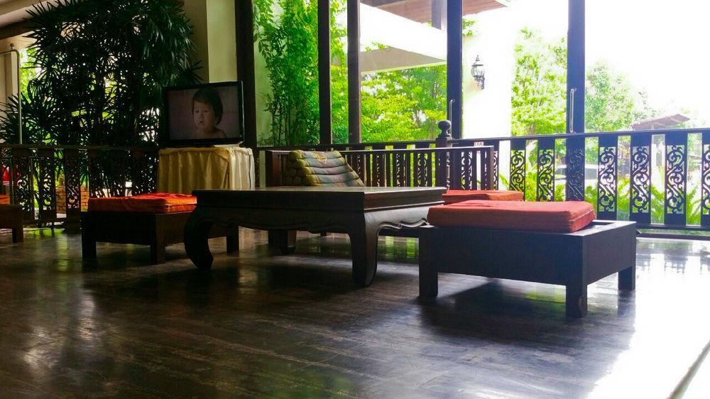 Nana Buri Hotel Chumphon Zewnętrze zdjęcie