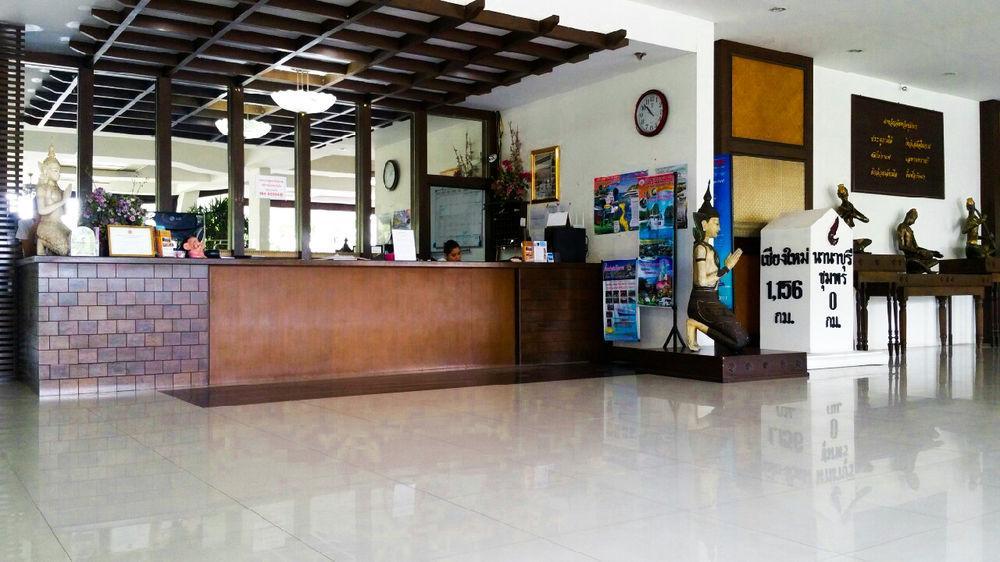 Nana Buri Hotel Chumphon Zewnętrze zdjęcie
