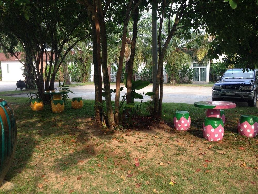 Nana Buri Hotel Chumphon Zewnętrze zdjęcie